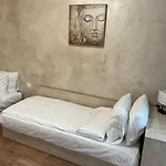 комфорт 2 близо до летището Sofya