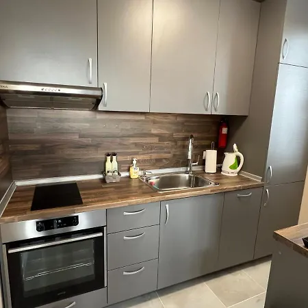 Apartament комфорт 2 близо до летището Sofia