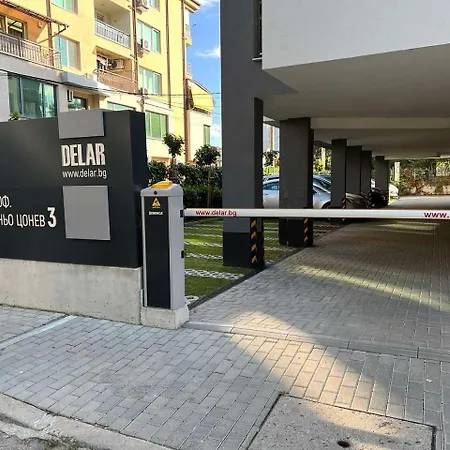 комфорт 2 близо до летището