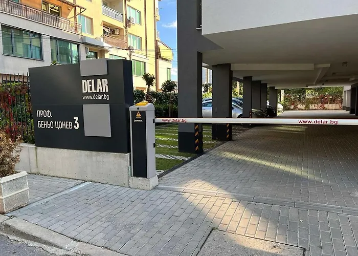 комфорт 2 близо до летището